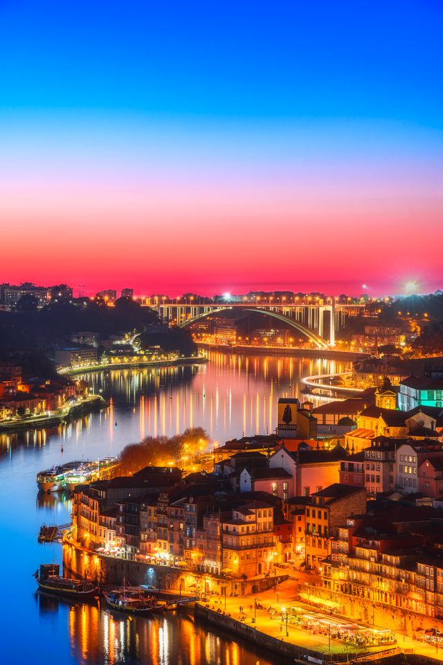 MAGICAL PORTO