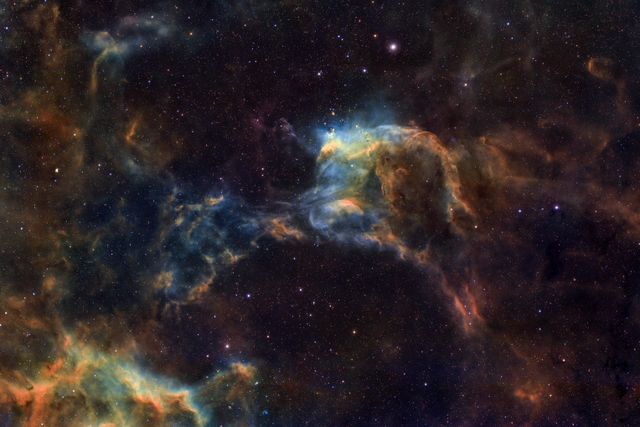 Deep Space Collection # 22. Southern Tadpoles