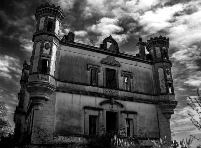 The Unbowed Facade
