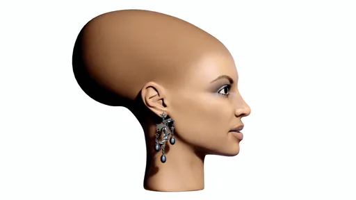 Beyoncé With Elongated Skull (2010)