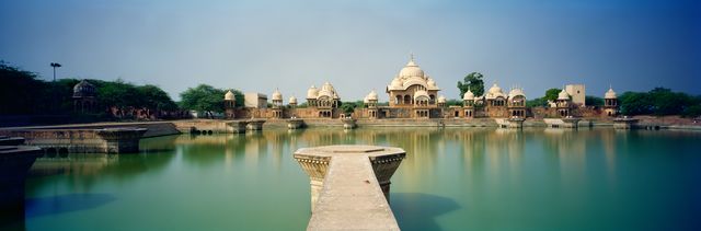 The holy lake Kusum Sarovar, Uttar Pradesh